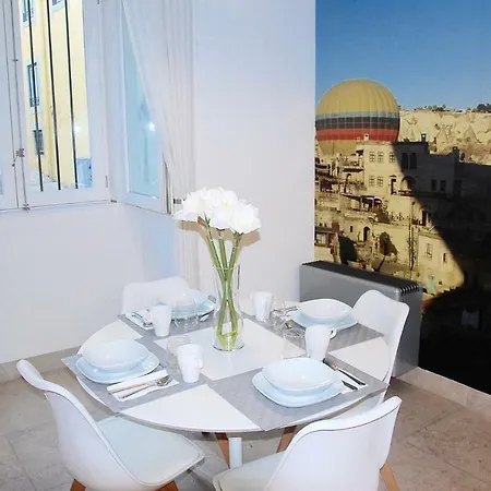 Santa Catarina Luxury * Lissabon